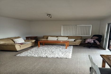 Photo of property in 1/34 Dale Crescent, Pakuranga, Auckland, 2010