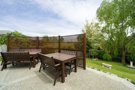 Photo of property in 63 Pacific Drive, Fitzherbert, Palmerston North, 4410