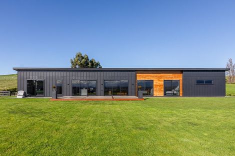 Photo of property in 375c Maharakeke Road, Waipukurau, 4281