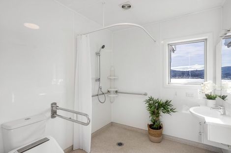 Photo of property in 93 Moana Crescent, Musselburgh, Dunedin, 9013