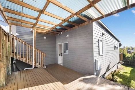 Photo of property in 13a Gilfillan Street, Blockhouse Bay, Auckland, 0600