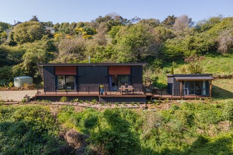 Photo of property in 10 Bute Street, Moeraki, 9482