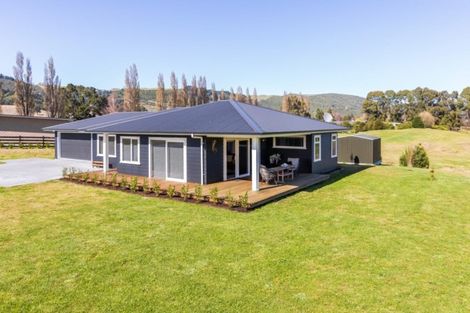 Photo of property in 5/500 Kinloch Road, Kinloch, Taupo, 3377
