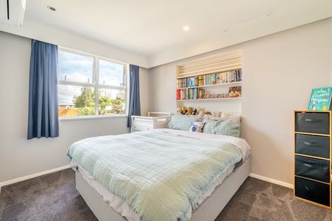 Photo of property in 40 Moeraki Road, Maoribank, Upper Hutt, 5018