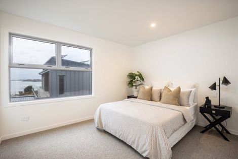 Photo of property in 16b Hine Street, New Plymouth, 4310