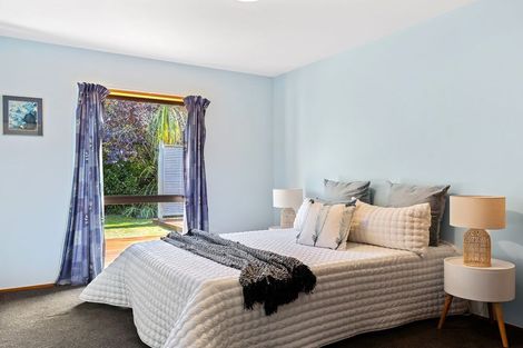 Photo of property in 10 Dulcie Place, Harewood, Christchurch, 8051