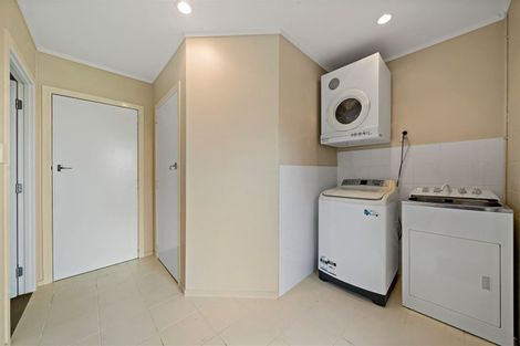 Photo of property in 78a Wharf Road, Te Atatu Peninsula, Auckland, 0610