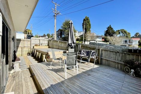 Photo of property in 19 Mason Street, New Lynn, Auckland, 0600