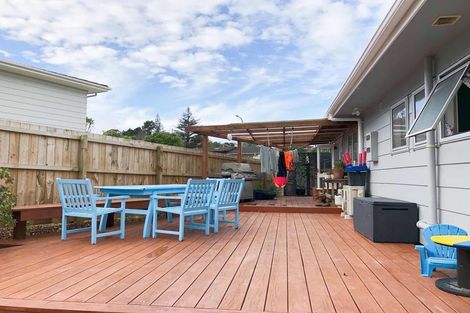 Photo of property in 22 Cedar Heights Avenue, Massey, Auckland, 0614
