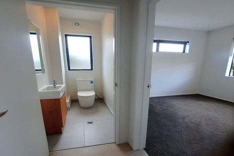 Photo of property in 69b Astley Avenue, New Lynn, Auckland, 0600