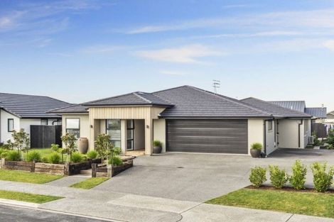 Photo of property in 8 Litsea Way, Papamoa Beach, Papamoa, 3118