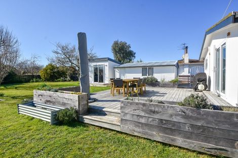 Photo of property in 28 Frederick Street, Carterton, 5713
