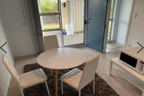 Photo of property in 61 Sunset Road, Totara Vale, Auckland, 0632