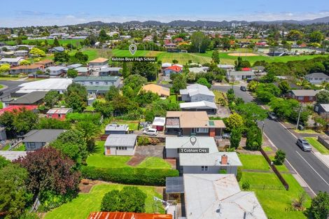 Photo of property in 5 Cobham Crescent, Kelston, Auckland, 0602