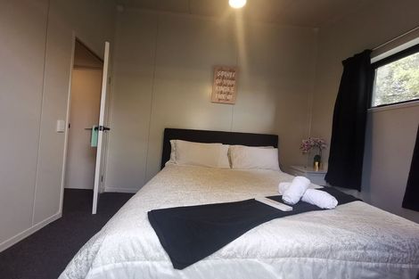 Photo of property in 8a Ngata Grove, Trentham, Upper Hutt, 5018