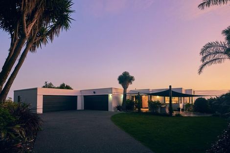 Photo of property in 14 The Heights, Whangarei Heads, Whangarei, 0174