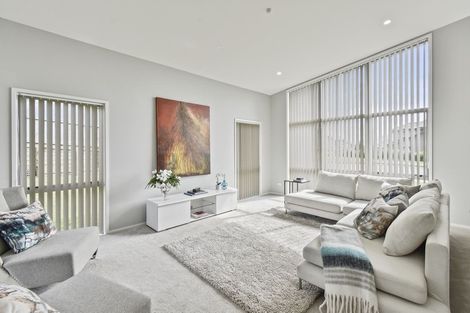 Photo of property in 5 Deol Drive, Pukekohe, 2120