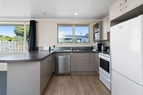 Photo of property in 63 Richmond Avenue, Richmond Heights, Taupo, 3330