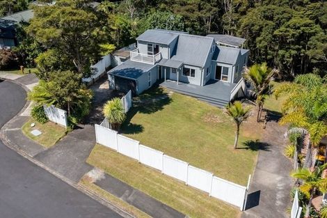 Photo of property in 28 Emlyn Place, Torbay, Auckland, 0630