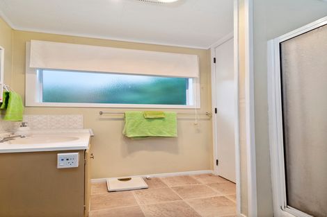 Photo of property in 32 Gillies Avenue, Taupo, 3330