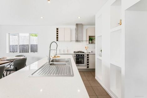 Photo of property in 104a Flanshaw Road, Te Atatu South, Auckland, 0610