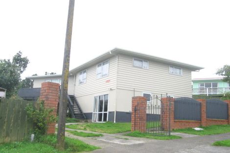 Photo of property in 96 Conclusion Street, Ascot Park, Porirua, 5024