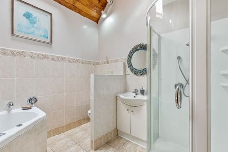 Photo of property in 62b Mcrobbie Road, Kingseat, Papakura, 2580