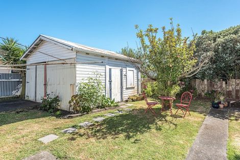 Photo of property in 2a Kings Avenue, Gonville, Whanganui, 4501