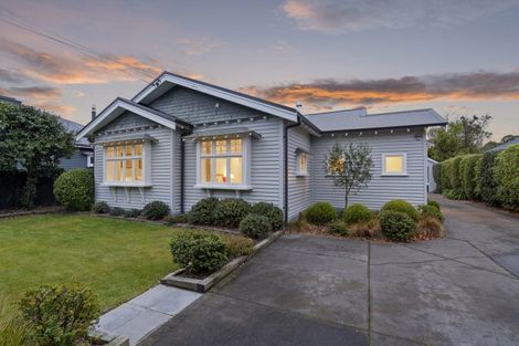 Photo of property in 140 Weston Road, St Albans, Christchurch, 8052