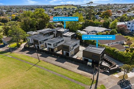 Photo of property in 8/10 Hutchinsons Road, Bucklands Beach, Auckland, 2014