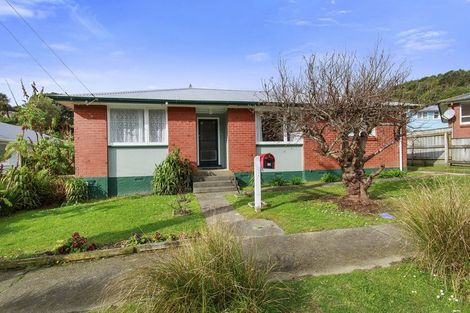 Photo of property in 188 Sievers Grove, Cannons Creek, Porirua, 5024