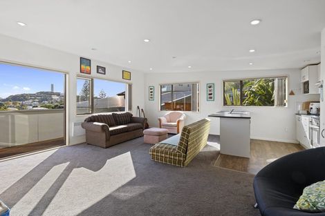 Photo of property in 12 Lavender Close, Spotswood, New Plymouth, 4310