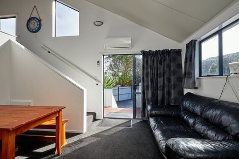Photo of property in 17 Kotare Place, South Bay, Kaikoura, 7300