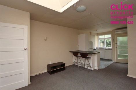 Photo of property in 11 Eglinton Road, The Glen, Dunedin, 9011