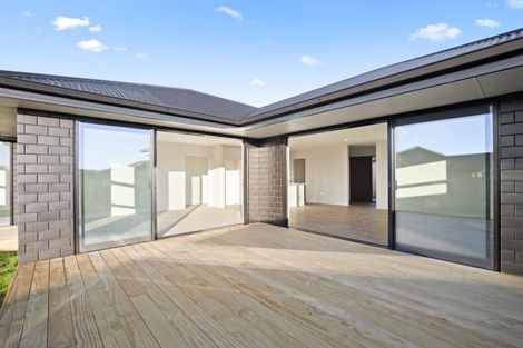 Photo of property in 9 Booker Drive, Tuakau, 2121