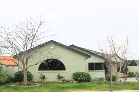 Photo of property in 37 Kensington Drive, Taradale, Napier, 4112