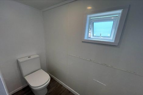 Photo of property in 33 Rangiora Street, Castlecliff, Whanganui, 4501