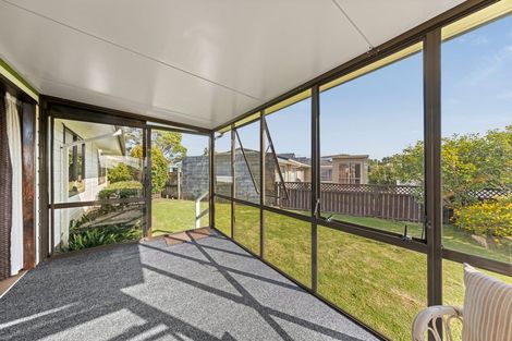 Photo of property in 2 Desmond Place, Bell Block, New Plymouth, 4312