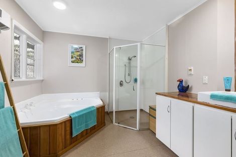 Photo of property in 116 Hine Road, Wainuiomata, Lower Hutt, 5014