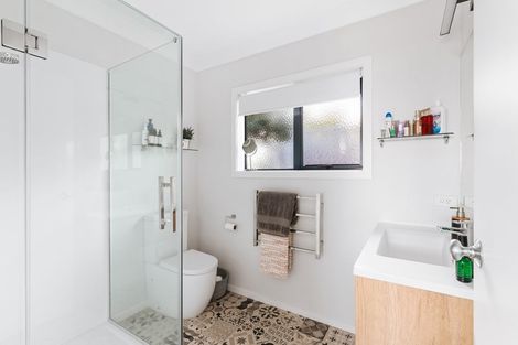 Photo of property in 16 Olive Close, Omokoroa, 3114