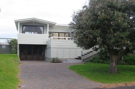 Photo of property in 8 Dungarvon Place, Omaha, 0986