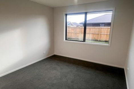 Photo of property in 35 Russell Lilley Drive, Rolleston, 7614