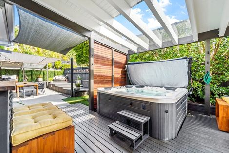 Photo of property in 9 Ruth Craig Place, Stanmore Bay, Whangaparaoa, 0932