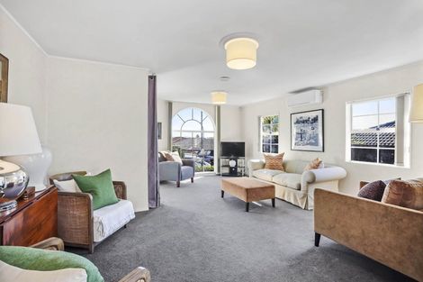 Photo of property in 1/6 Somerton Rise, Henderson, Auckland, 0612