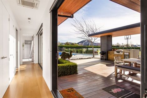 Photo of property in 12 Shotfirer Lane, Halswell, Christchurch, 8025