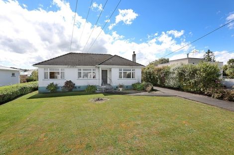 Photo of property in 13 Matai Street, Marton, 4710