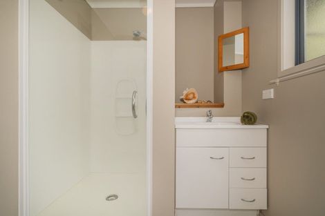 Photo of property in 120 Rimu Place, Matarangi, Whitianga, 3592