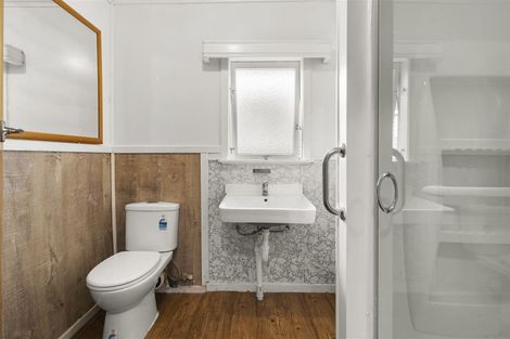 Photo of property in 13 Bruce Road, Glenfield, Auckland, 0629