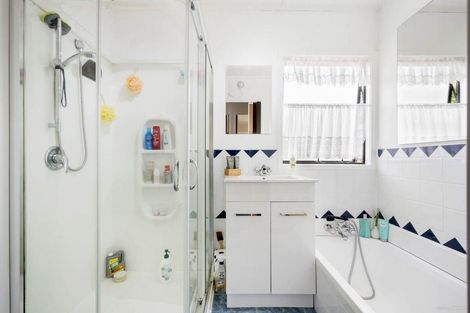 Photo of property in 221 Mahia Road, Wattle Downs, Auckland, 2103