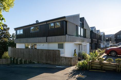 Photo of property in 1/6 Bushland Grove, Paparangi, Wellington, 6037